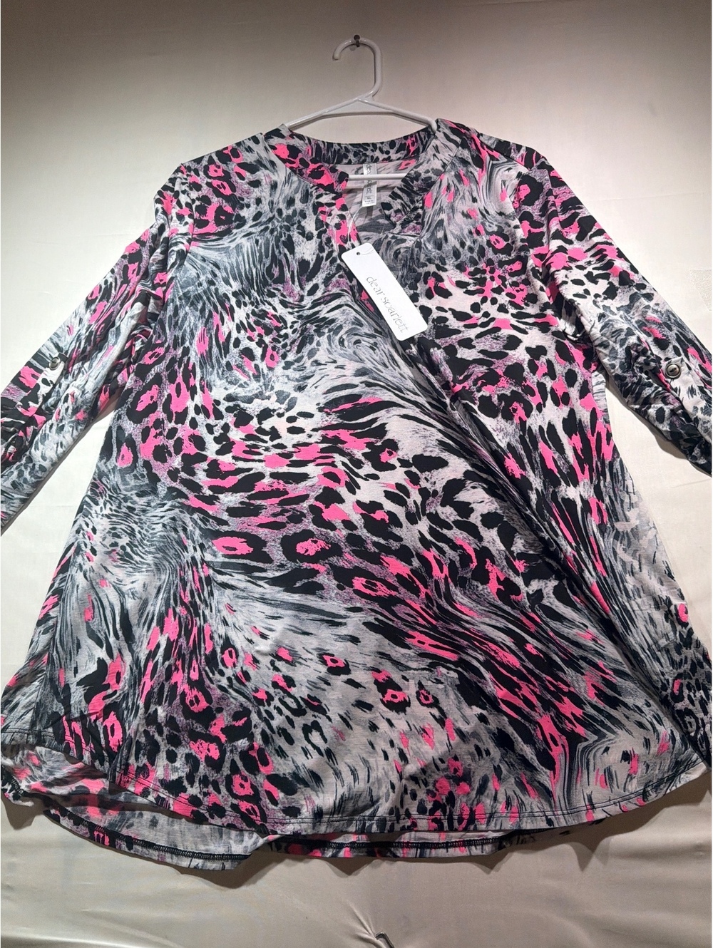 Dear Scarlett Plus Size XL Top Blouse 1x Multi Color Pink Black White  NWT!